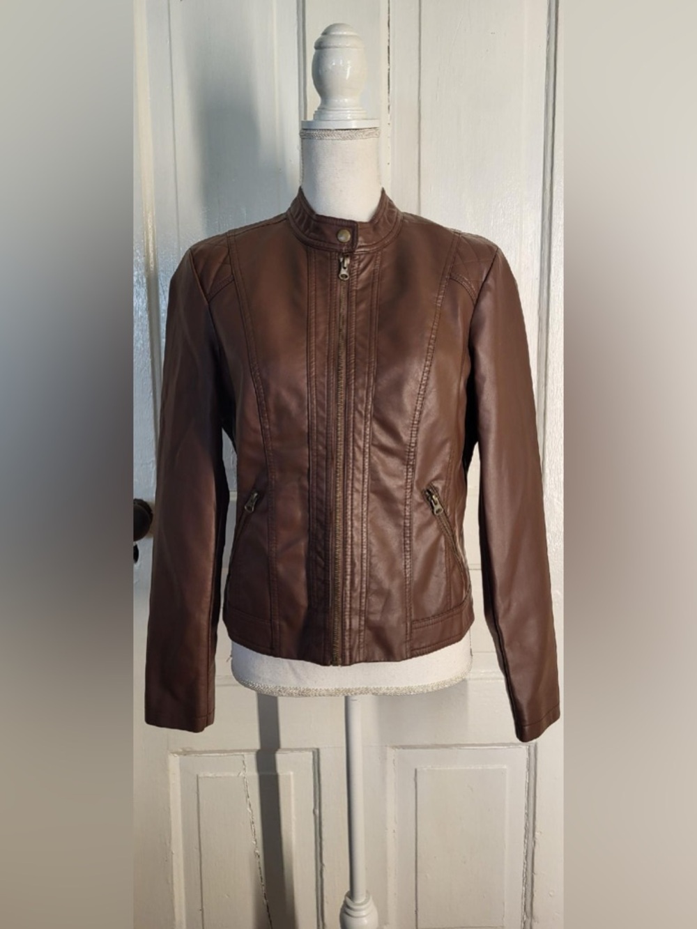 Baccini Women’s Faux Leather Moto Jacket in Chocolate Brown - Full Zip - Size PL